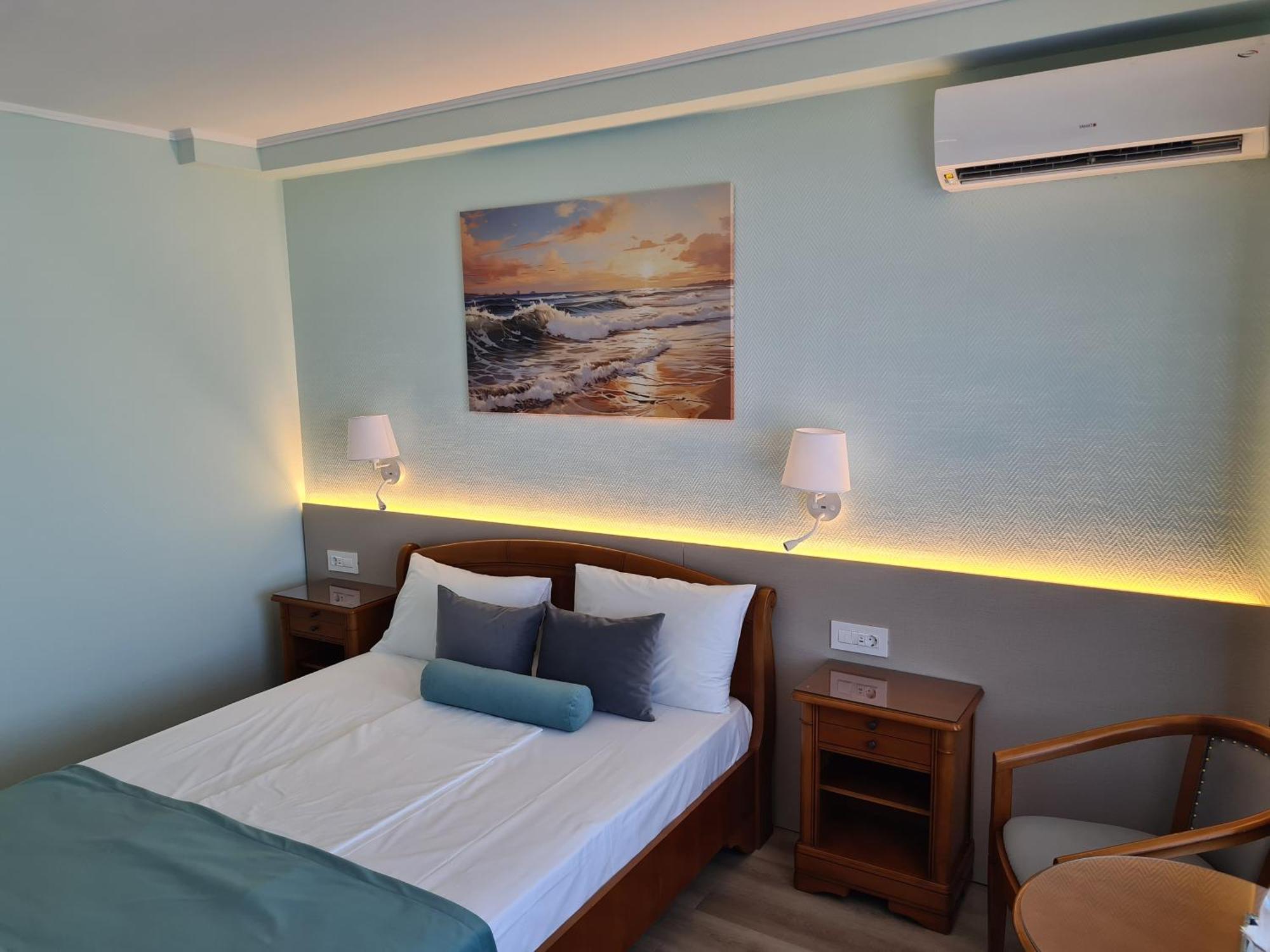Hotel Comandor Mamaia Esterno foto