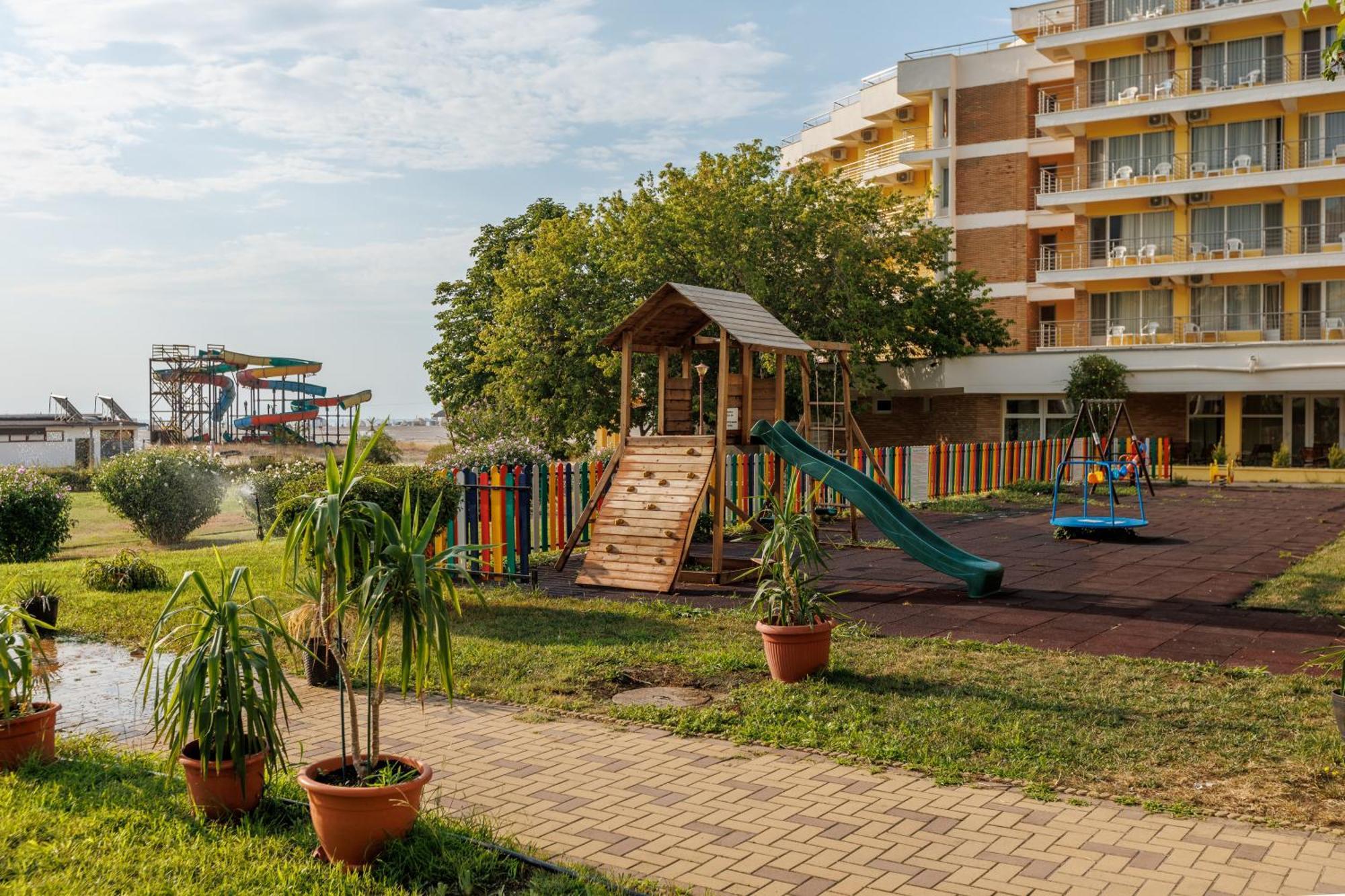 Hotel Comandor Mamaia Esterno foto