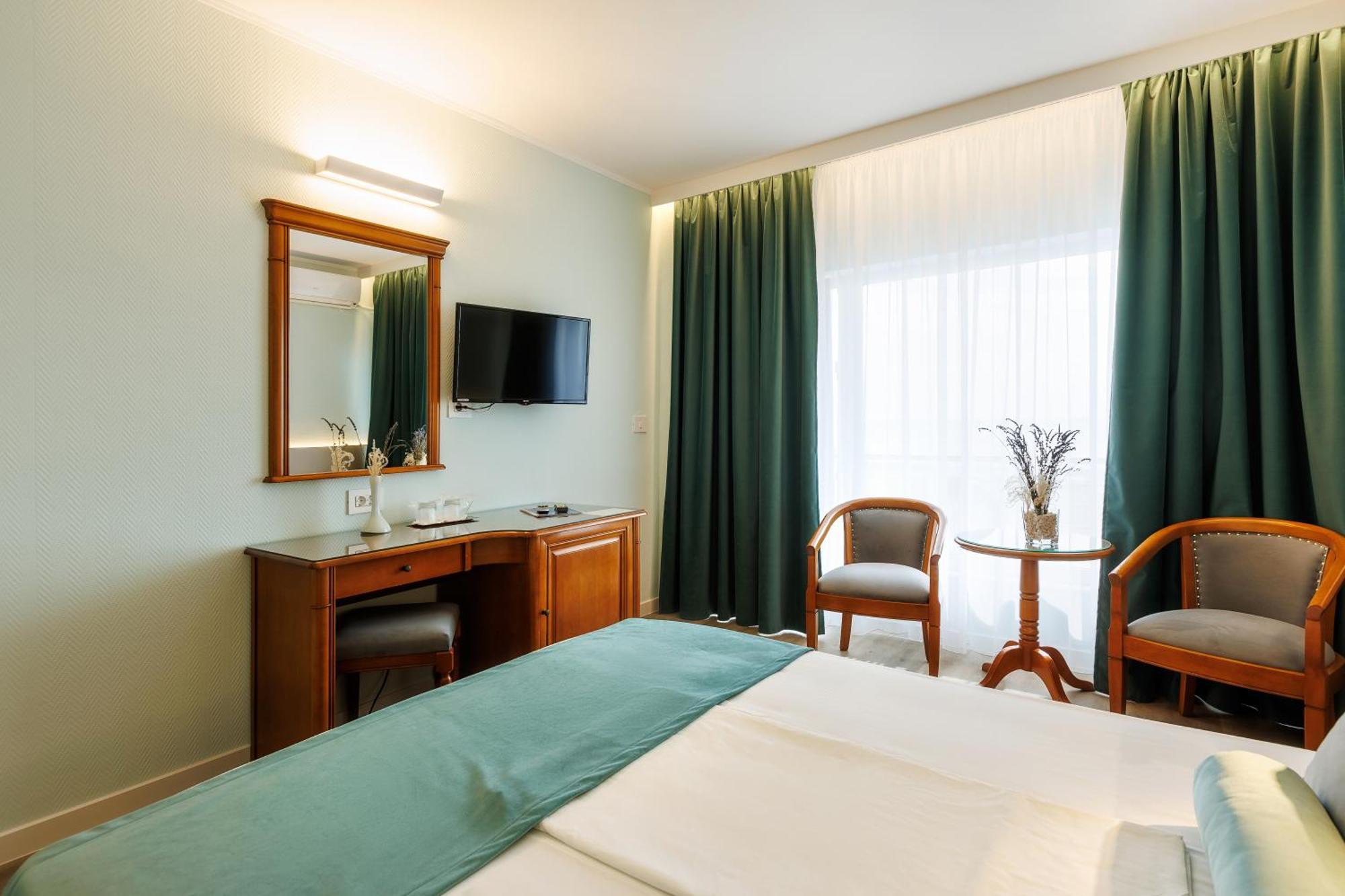 Hotel Comandor Mamaia Esterno foto
