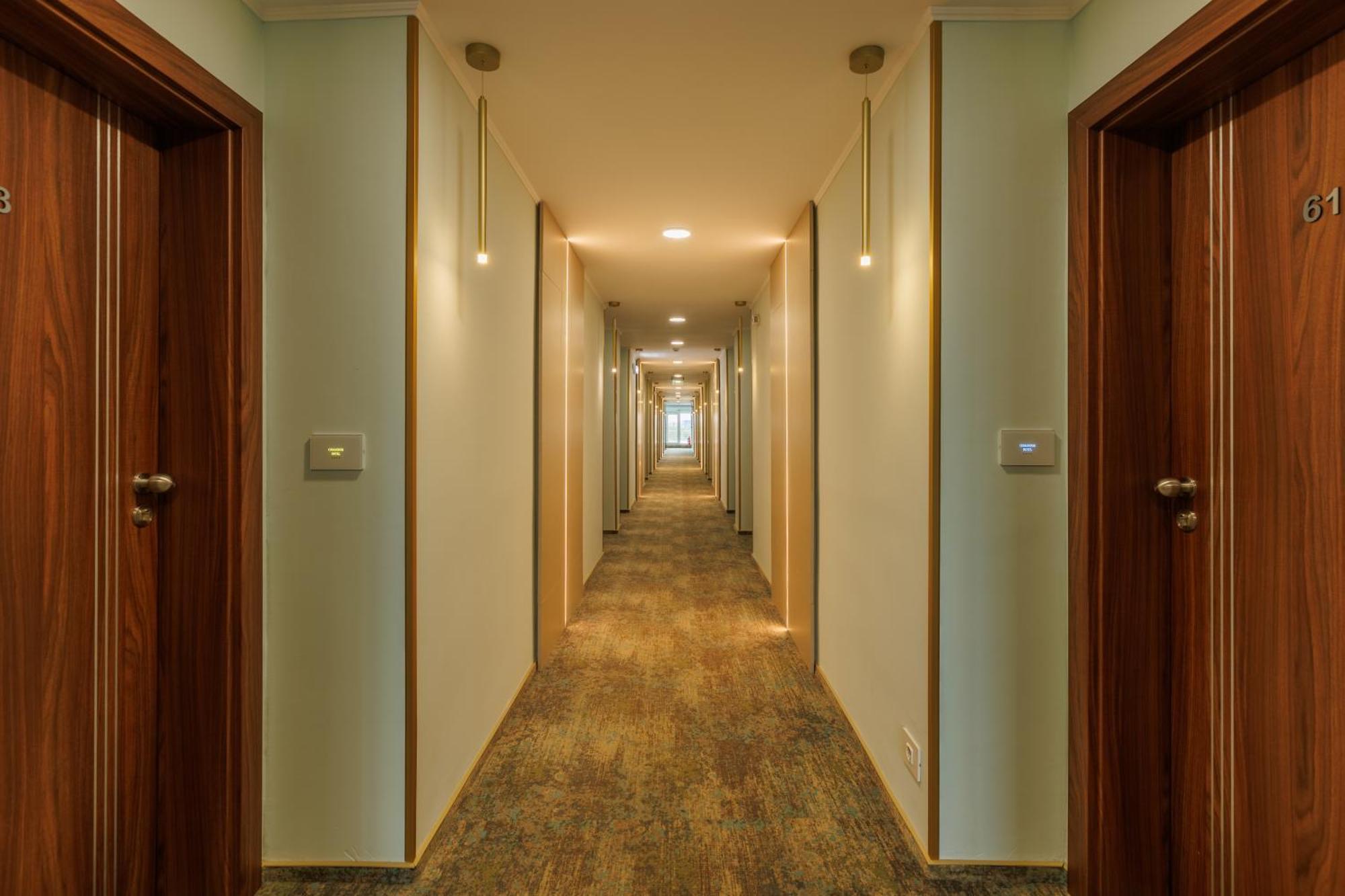 Hotel Comandor Mamaia Esterno foto