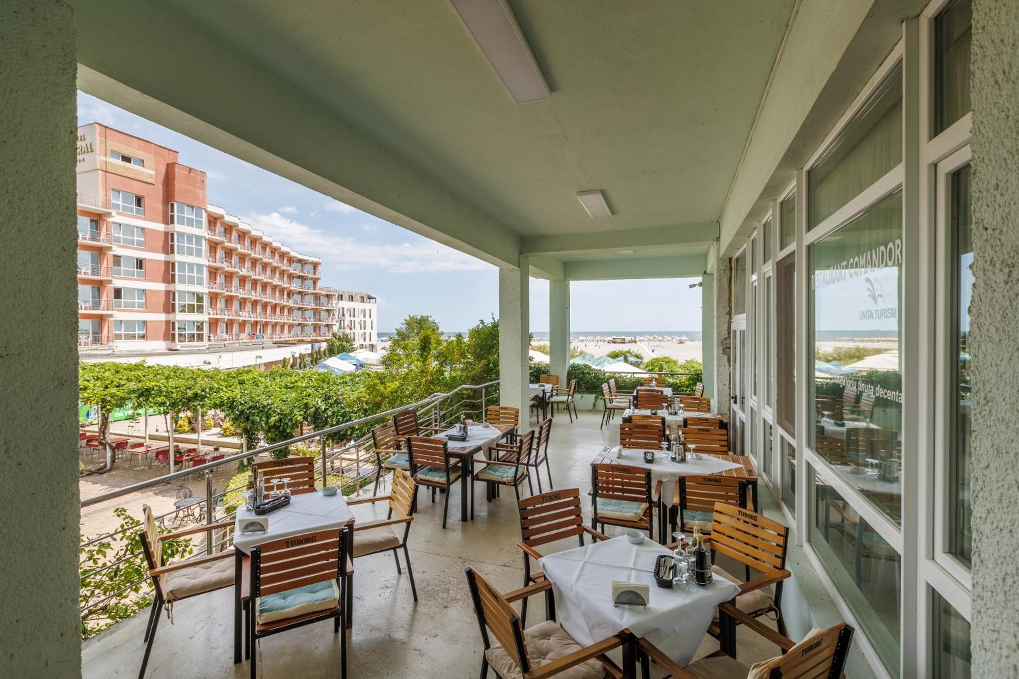 Hotel Comandor Mamaia Esterno foto