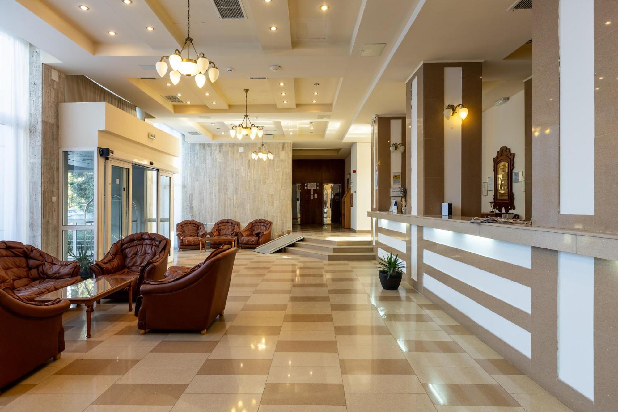 Hotel Comandor Mamaia Esterno foto